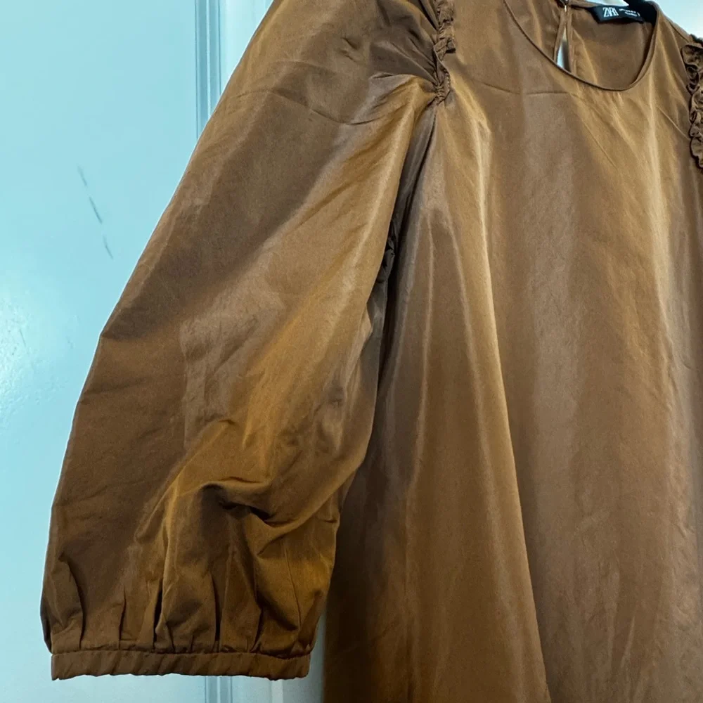 Zara Brown Midi Dress with Puff Sleeves - Picture 4 of 9